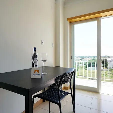Charneca Caparica Residential Flat *