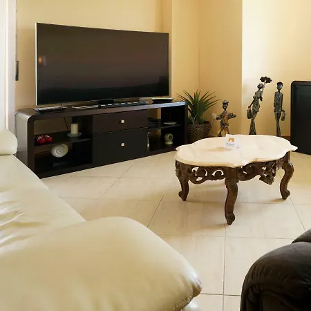 Charneca Caparica Residential Flat Διαμέρισμα *